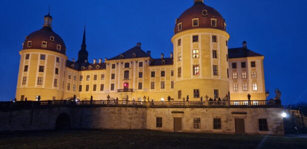 Plavba po Labe ku zámku Pillnitz, vianočné Drážďany a Praha, 12.-15.12.2025