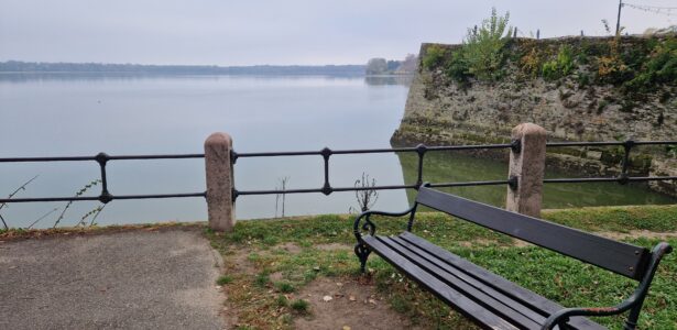 Stoličný Belehrad, hrad Bory a jazero Sóstó, 7.3.2026