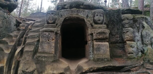 Kokořínsko a okolie «22.4.2022»